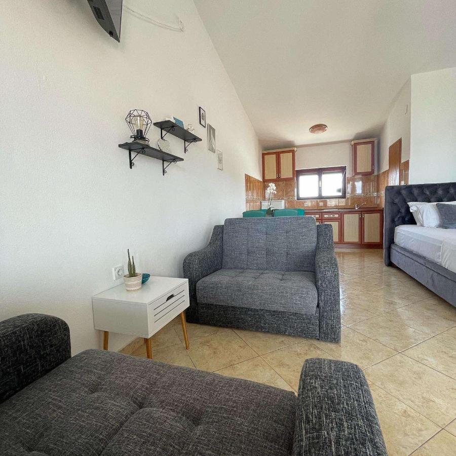 Apartments Tara Ulcinj Exterior photo